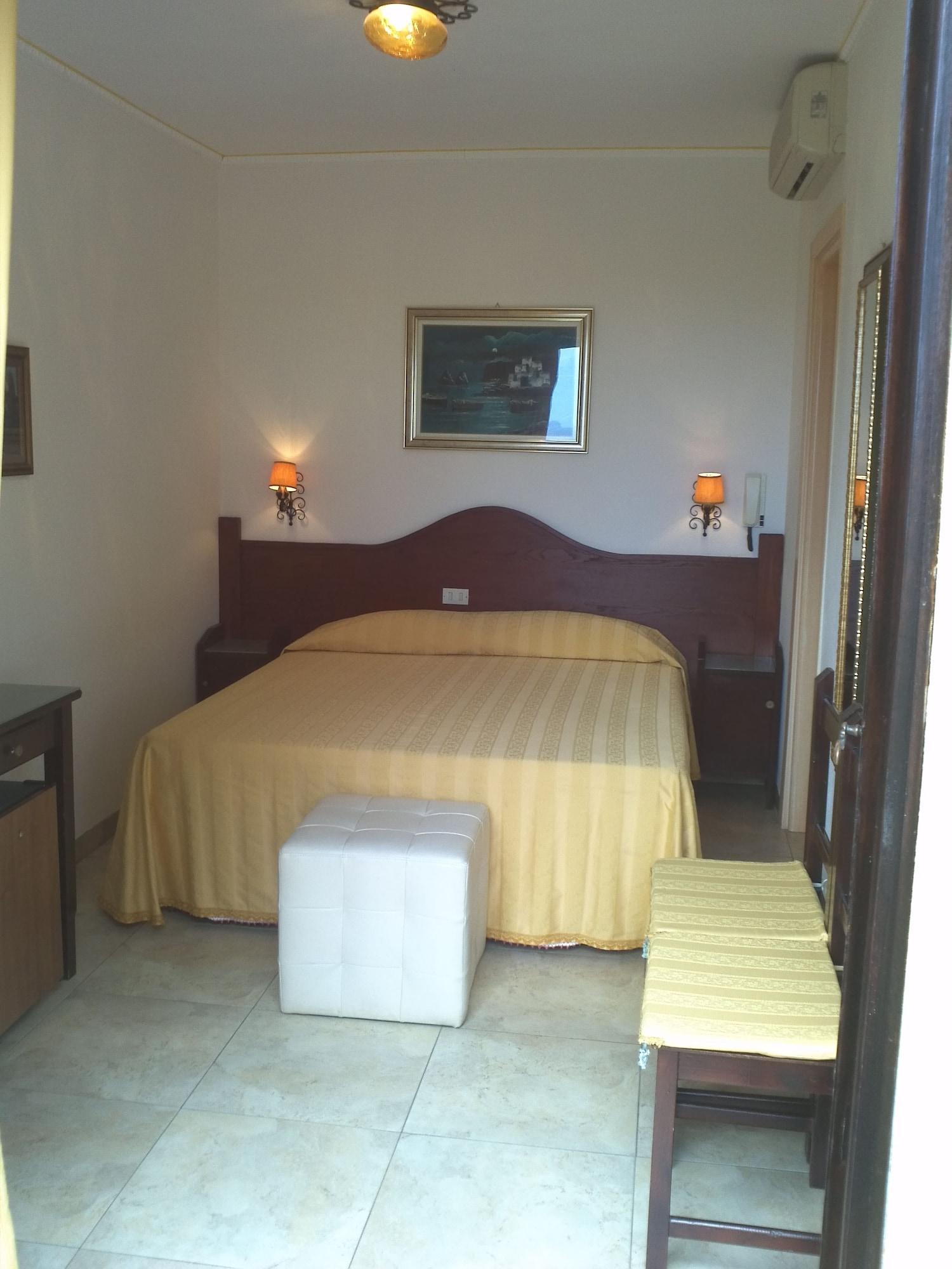 Hotel Abbaruja Όλμπια Εξωτερικό φωτογραφία