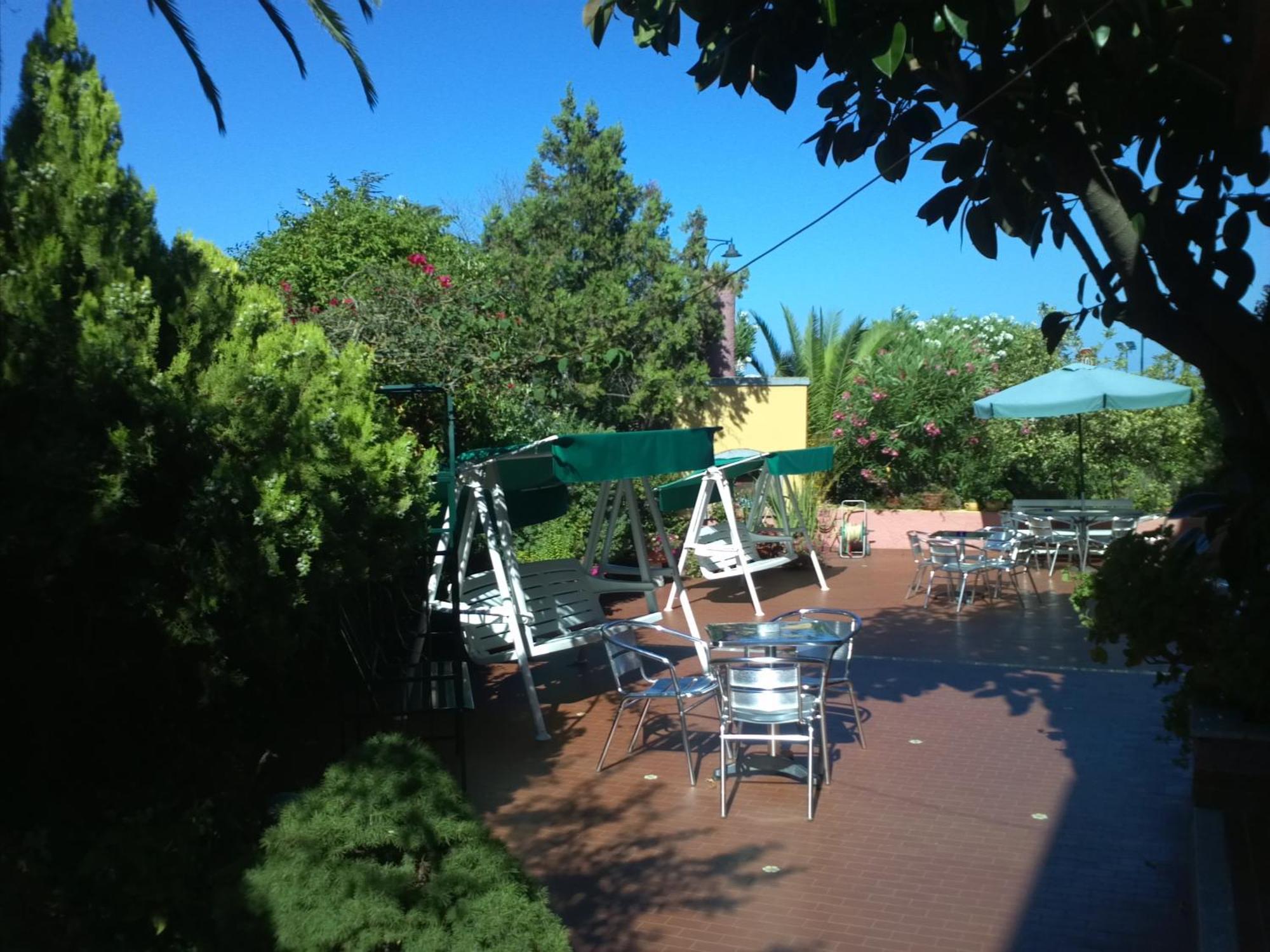 Hotel Abbaruja Όλμπια Εξωτερικό φωτογραφία