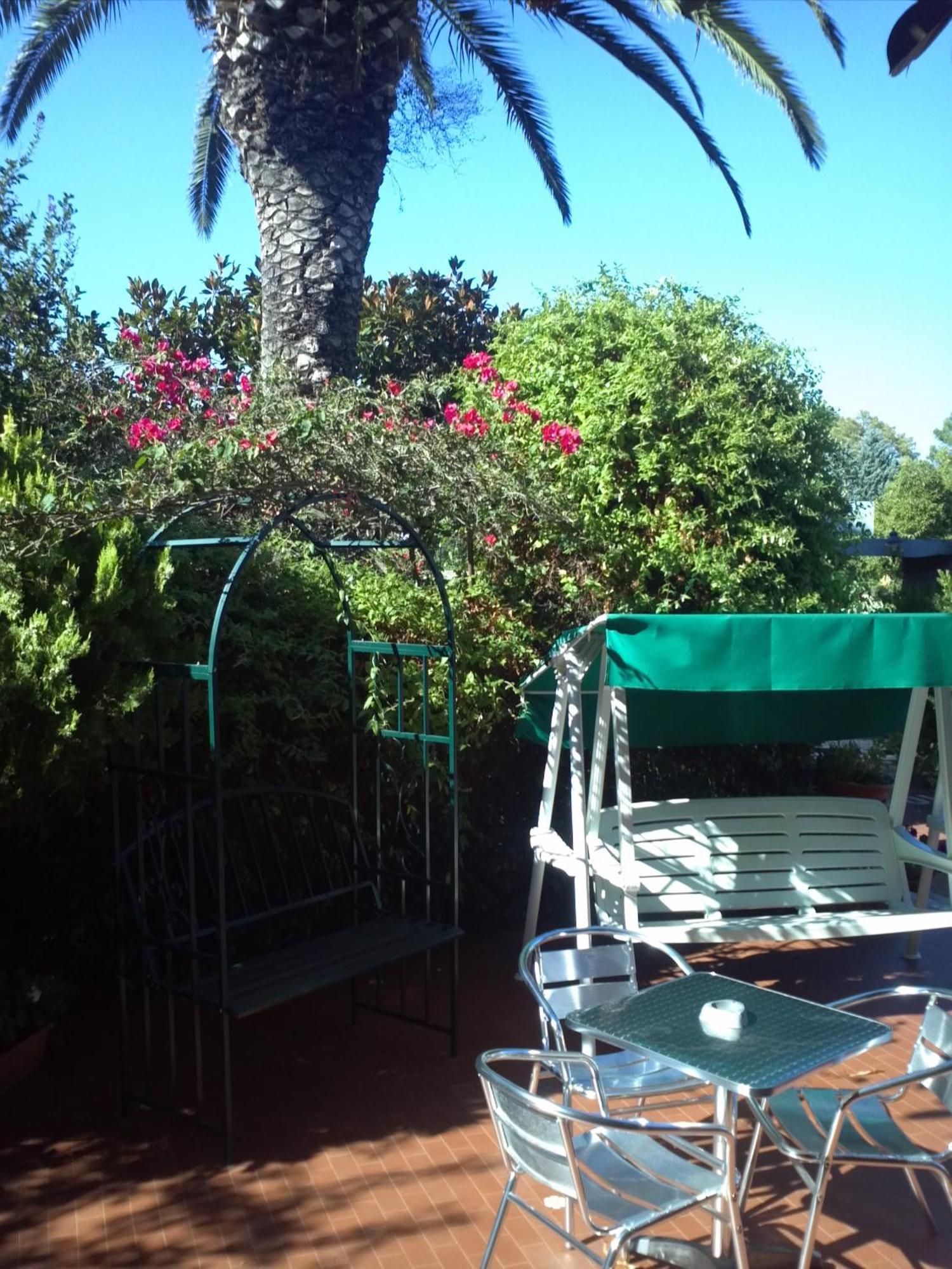 Hotel Abbaruja Όλμπια Εξωτερικό φωτογραφία