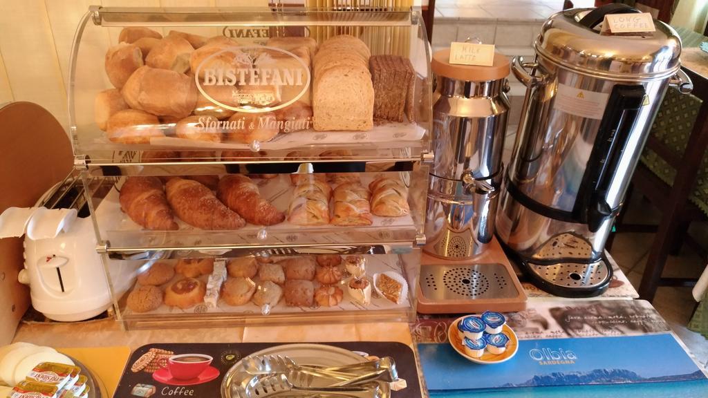 Hotel Abbaruja Όλμπια Εξωτερικό φωτογραφία