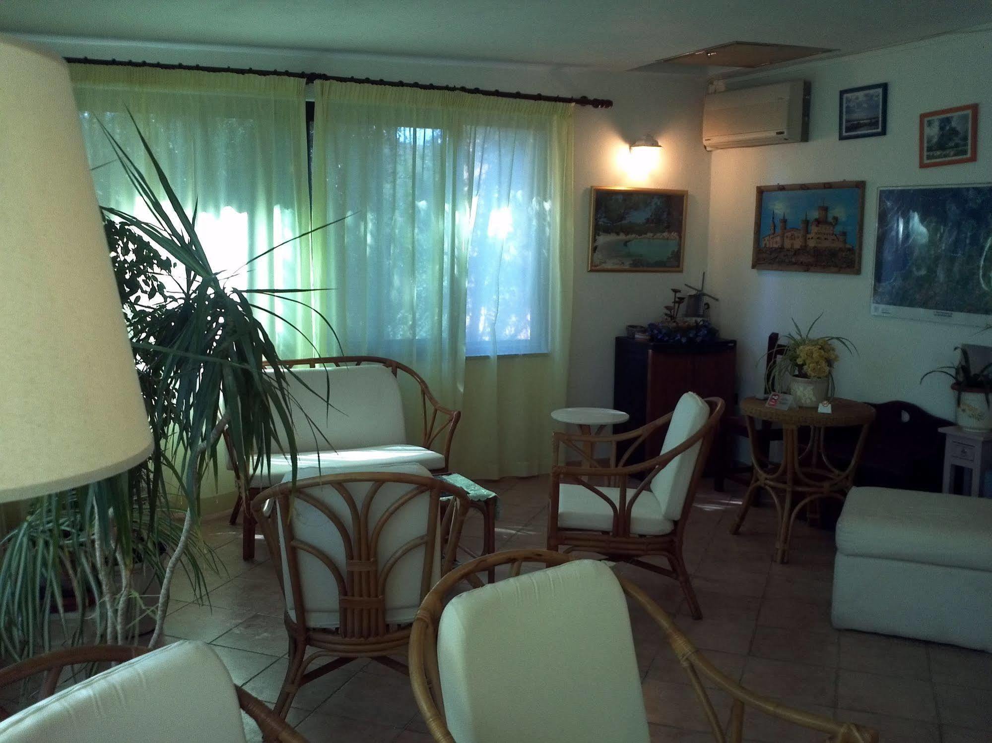 Hotel Abbaruja Όλμπια Εξωτερικό φωτογραφία