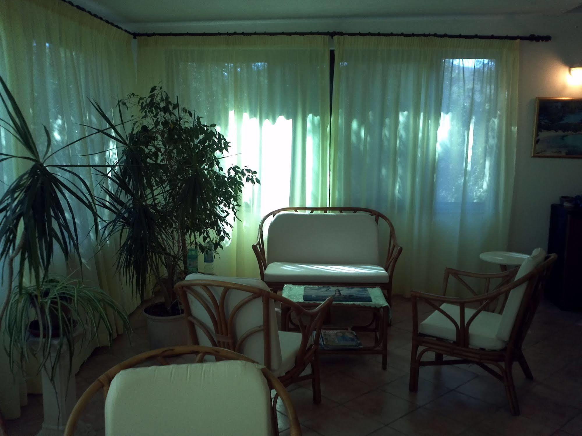 Hotel Abbaruja Όλμπια Εξωτερικό φωτογραφία