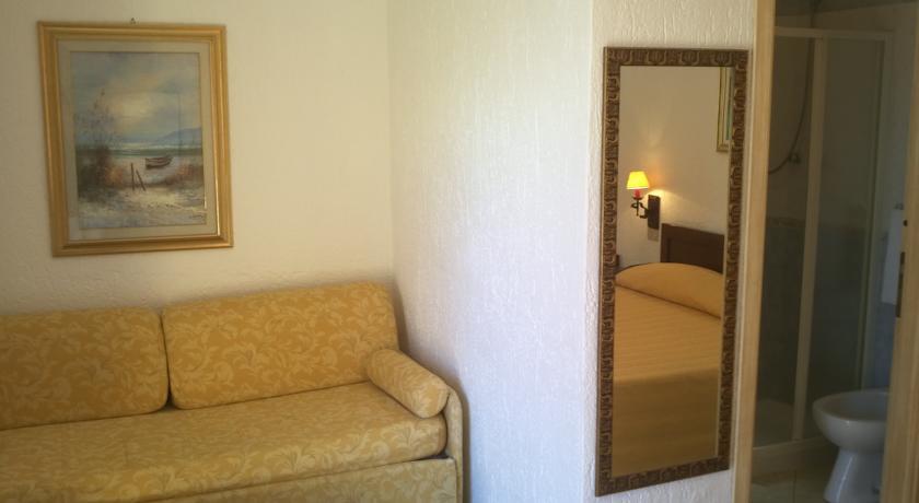 Hotel Abbaruja Όλμπια Εξωτερικό φωτογραφία